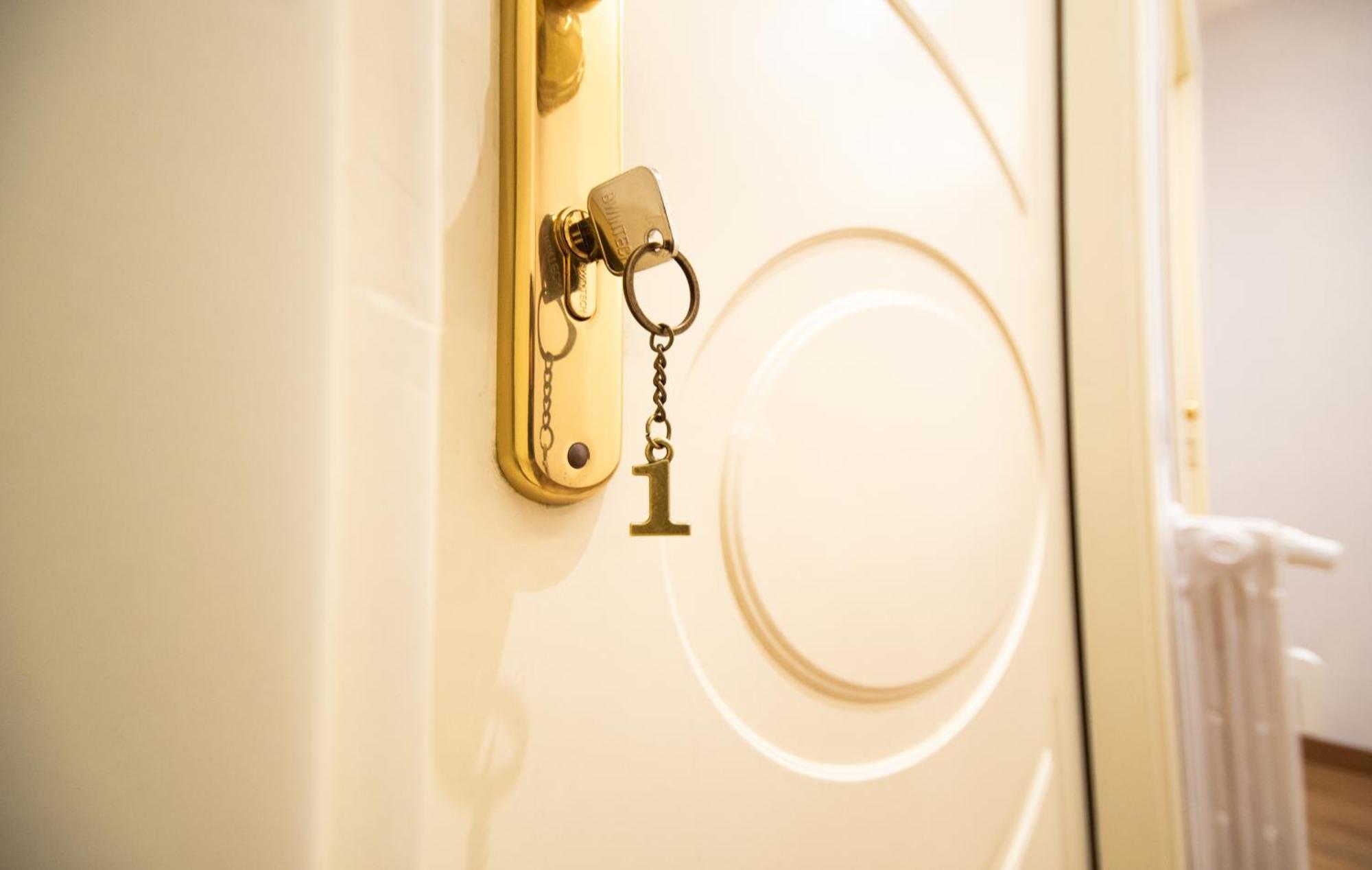 Mbs Marconi Bridge Suites Guest House 로마 외부 사진